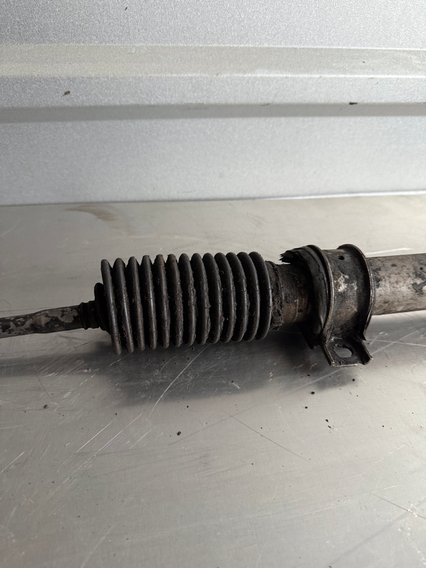 OEM Depowered Steering Rack w/ Inner & Outer Tie Rods – 1990–1997 Mazda Miata NA
