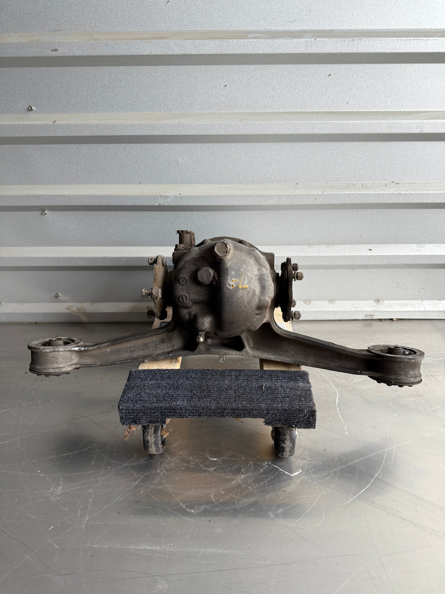 OEM Open Rear Differential w/ Half Shafts – 1990-1993 Mazda Miata NA6