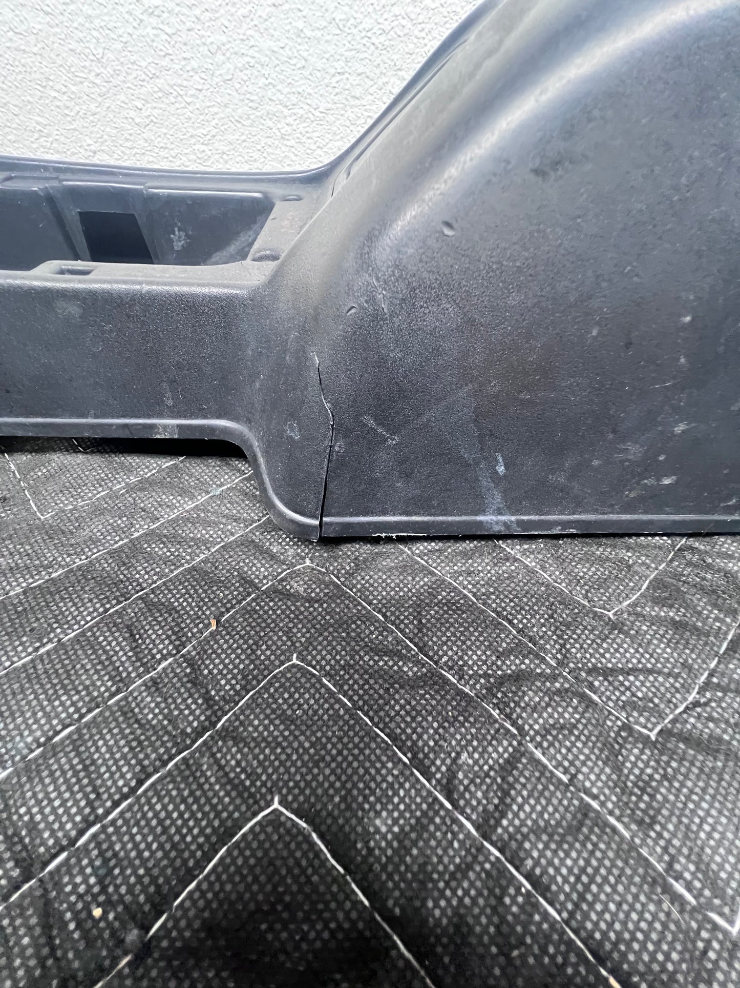 1990–1997 Mazda Miata Center Console with Armrest & OEM Switch Delete Plate – NA6/NA8 Black