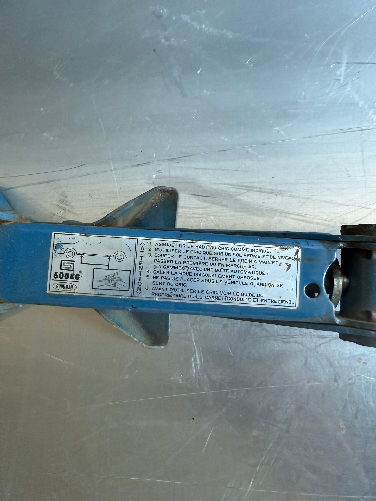 OEM Trunk Jack w/ Handle – 1990–1997 Mazda Miata NA