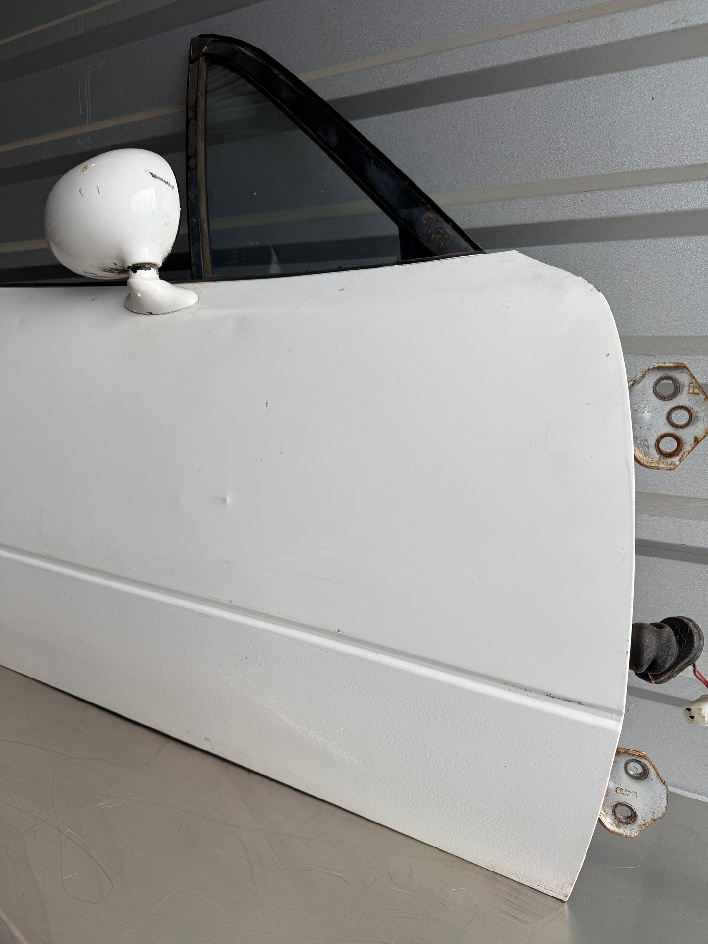 OEM White Passenger Side Door Assembly – 1990–1997 Mazda Miata NA