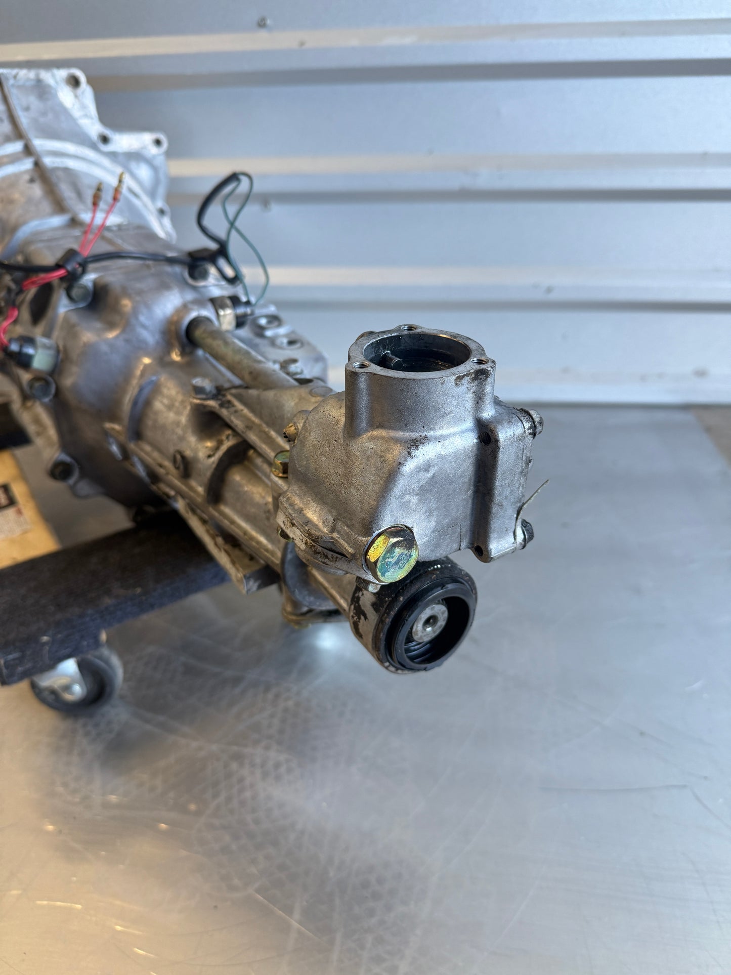 OEM 5-Speed Manual Transmission – 1990–1997 Mazda Miata NA