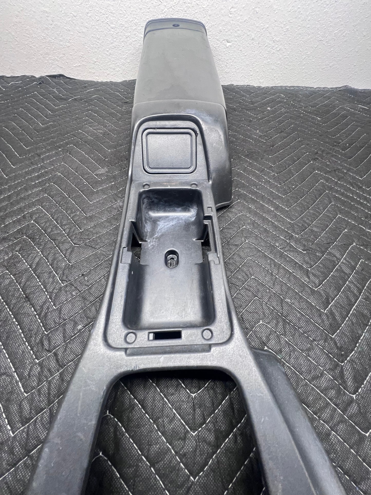 1990–1997 Mazda Miata Center Console with Armrest & OEM Switch Delete Plate – NA6/NA8 Black