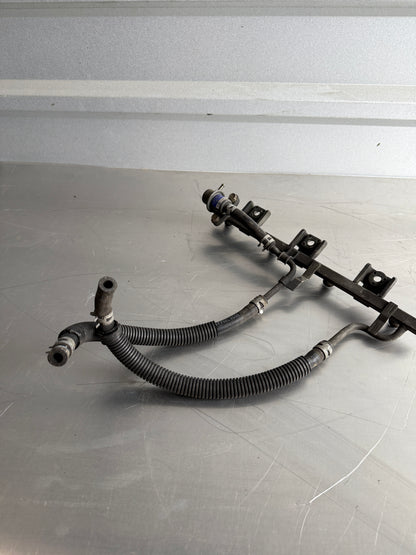 OEM Fuel Rail w/ Fuel Pressure Regulator – 1990–1993 Mazda Miata NA6