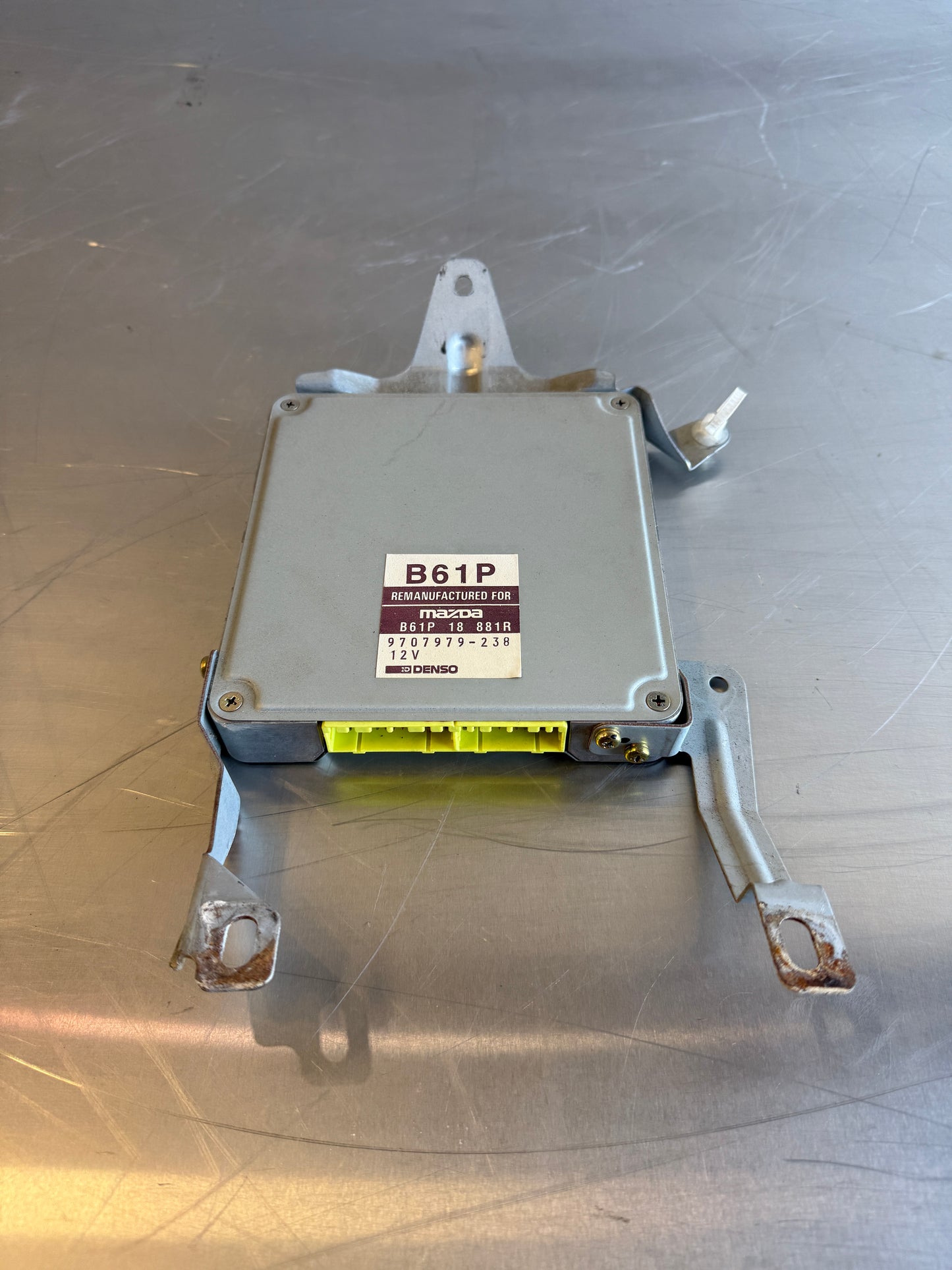OEM Engine Control Unit ECU (B61P) – 1990–1993 Mazda Miata NA6 1.6L Automatic
