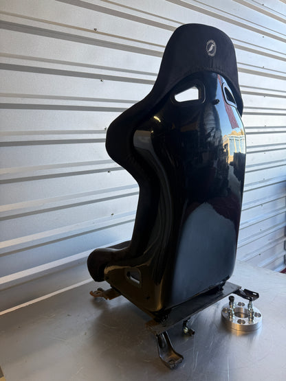 Aftermarket Corbeau Bucket Seat Pair – Universal Fit – Includes Sliders