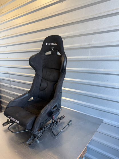 Aftermarket Corbeau Bucket Seat Pair – Universal Fit – Includes Sliders