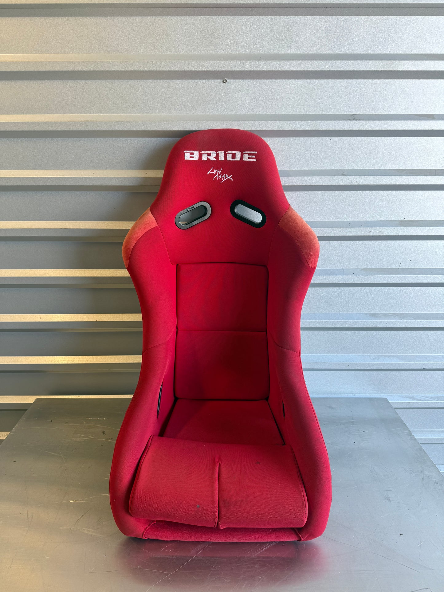 Aftermarket Bride-Style Bucket Seat (Red) – Universal Fit