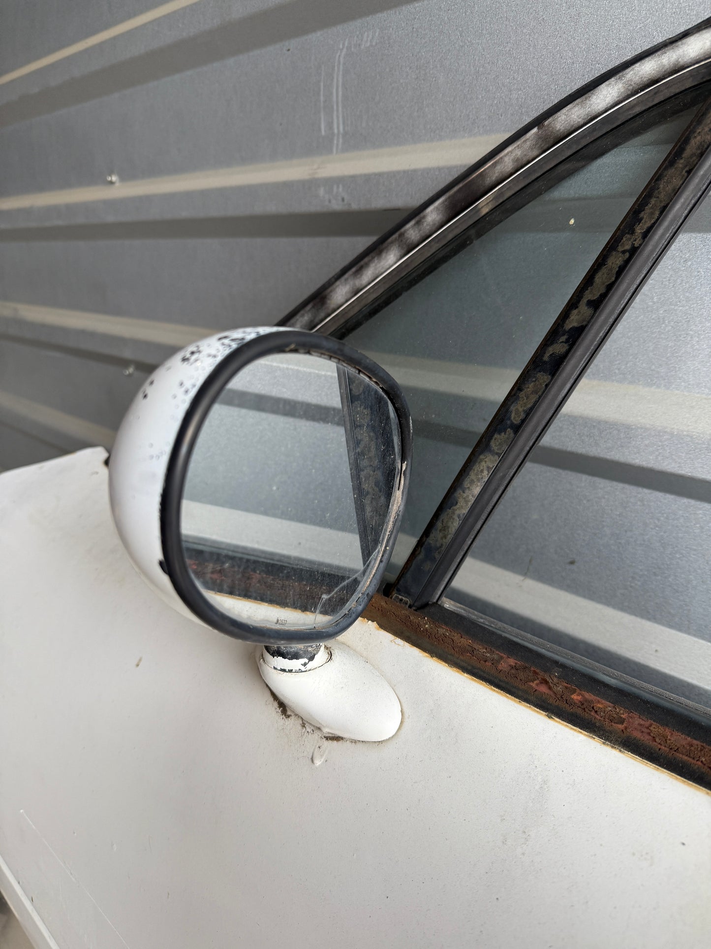 OEM White Driver Side Door Assembly – 1990–1997 Mazda Miata NA