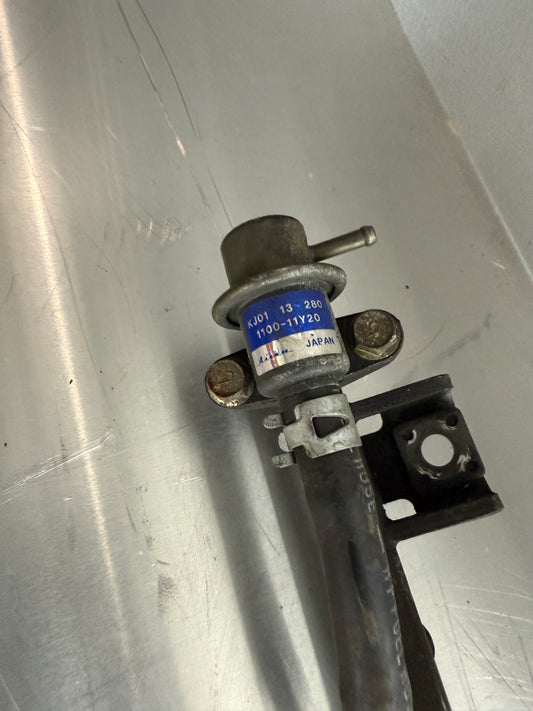 OEM Fuel Rail w/ Fuel Pressure Regulator – 1990–1993 Mazda Miata NA6